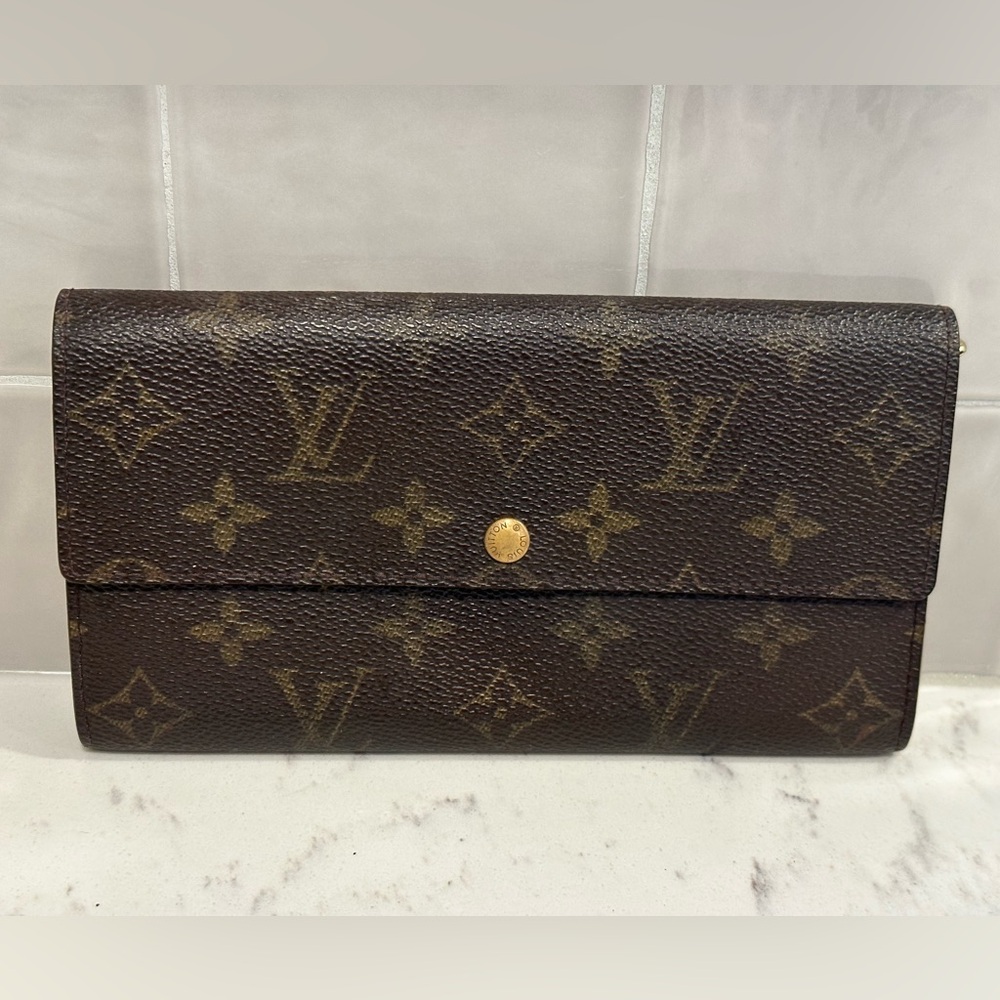 Authentic Louis Vuitton wallet